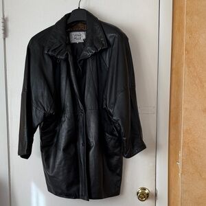 Vera Pelle Women’s Vintage Black Leather Coat